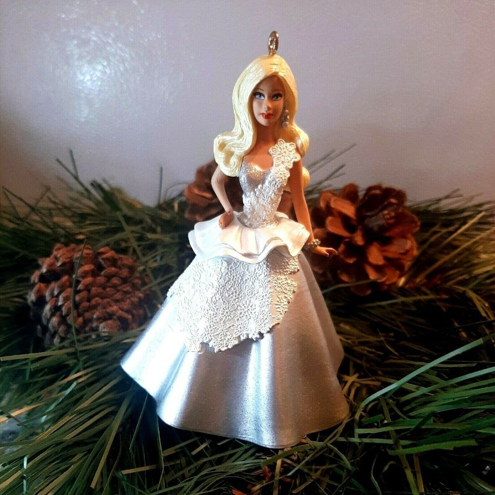 2013 Mattel Barbie Collectors Christmas Ornament Silver Dress in Box